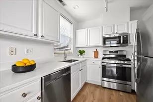 1341 N Halsted St, Chicago, IL 60642 - Photo 9