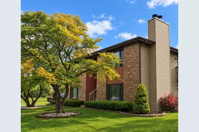 993 Kane Street #993, South Elgin, IL 60177 - Photo 1