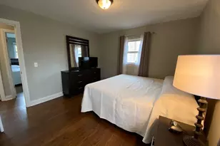 340 Sycamore Dr, Naperville, IL 60540 - Photo 11