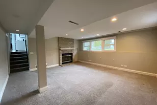340 Sycamore Dr, Naperville, IL 60540 - Photo 17