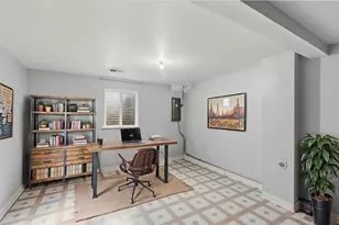 1931 Farnham Ct, Schaumburg, IL 60194 - Photo 23