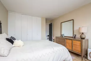70 W Burton Pl, Chicago, IL 60610 - Photo 9