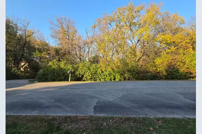 11 Ottawa Court, Oswego, IL 60543 - Photo 3