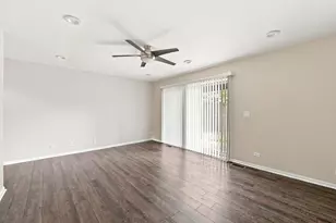 2651 S Cedar Glen Dr, Arlington Heights, IL 60005 - Photo 19