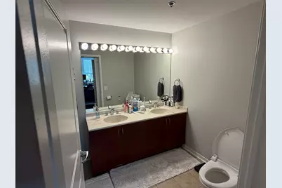 437 W Division Street #311, Chicago, IL 60610 - Photo 17