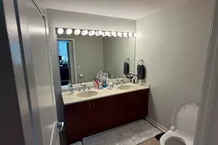 437 W Division St, Chicago, IL 60610 - Photo 17