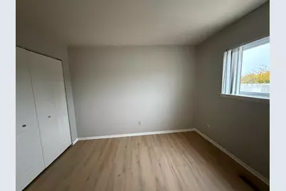 56 1/2 Main Street #3, Oswego, IL 60543 - Photo 5