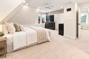 3252 N Neenah Ave, Chicago, IL 60634 - Photo 13