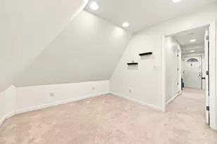 3252 N Neenah Ave, Chicago, IL 60634 - Photo 11