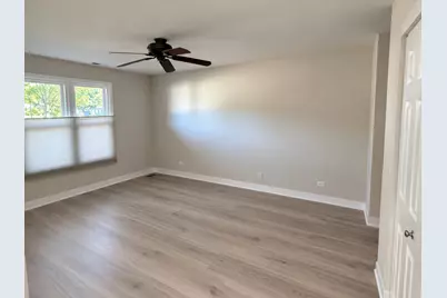 1206 Streamwood Lane, Vernon Hills, IL 60061 - Photo 5