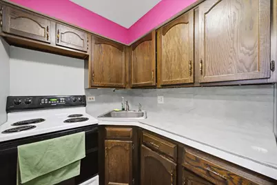 7830 W North Avenue #710, Elmwood Park, IL 60707 - Photo 9