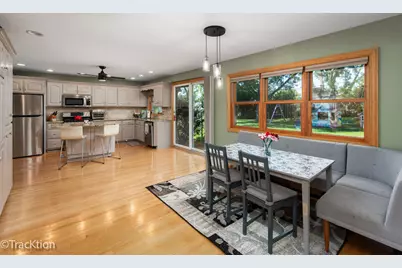 8102 Tennessee Avenue, Willowbrook, IL 60527 - Photo 9