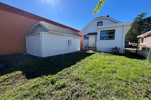 466 Hinman St, Aurora, IL 60505 - Photo 19