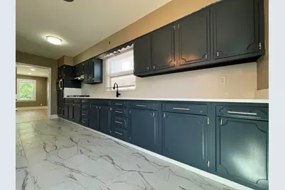 466 Hinman Street, Aurora, IL 60505 - Photo 5