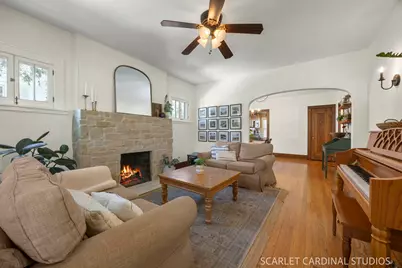 335 E Madison Avenue, Wheaton, IL 60187 - Photo 7