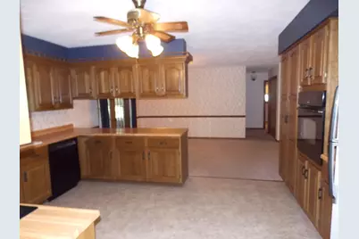 1747 State Route 161 Highway, Centralia, IL 62801 - Photo 9