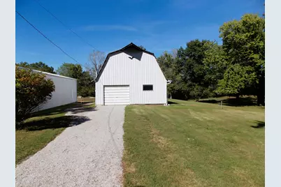 1747 State Route 161 Highway, Centralia, IL 62801 - Photo 41