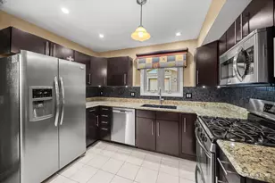 615 Middleton Dr, Roselle, IL 60172 - Photo 3