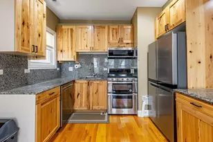 3517 W Diversey Ave, Chicago, IL 60647 - Photo 9