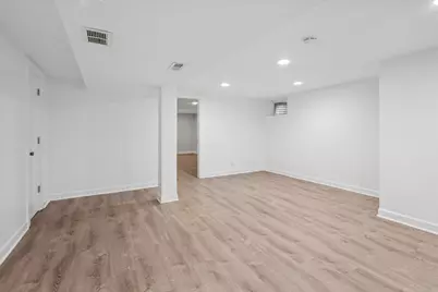4412 W Bryn Mawr Avenue, Chicago, IL 60646 - Photo 33