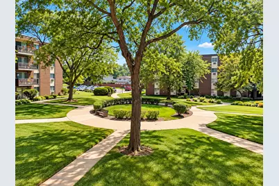 1321 S Finley Road #312, Lombard, IL 60148 - Photo 21