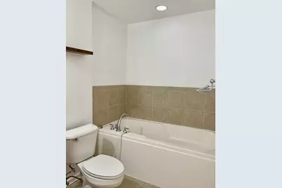 2501 W Grenshaw Street #1W, Chicago, IL 60612 - Photo 11
