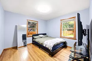 389 N Commonwealth Ave, Elgin, IL 60123 - Photo 13