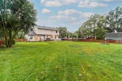1502 Sunset Drive, Holiday Hills, IL 60051 - Photo 29