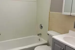 9409 S 79th Ct, Hickory Hills, IL 60457 - Photo 7