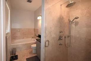 2108 N California Ave, Chicago, IL 60647 - Photo 15