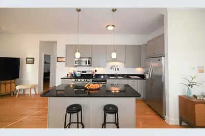 2108 N California Avenue #3R, Chicago, IL 60647 - Photo 7