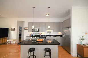 2108 N California Ave, Chicago, IL 60647 - Photo 7