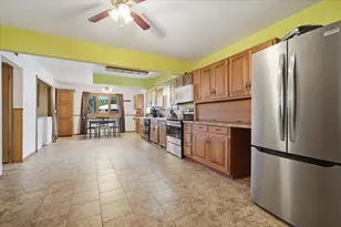 912 Parmon Rd, Bloomington, IL 61701 - Photo 11