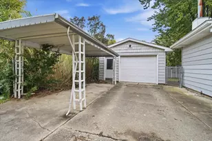 912 Parmon Rd, Bloomington, IL 61701 - Photo 31