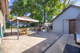 37 S Hickory Ave, Fox Lake, IL 60020 - Photo 17