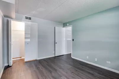 1486 W Jefferson Avenue #D, Naperville, IL 60540 - Photo 11