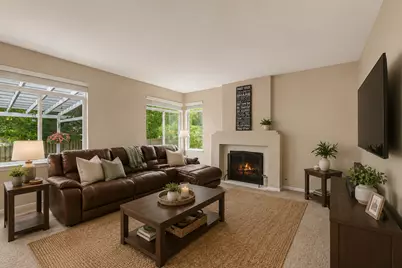 5450 Alexandria Drive, Lake in the Hills, IL 60156 - Photo 9