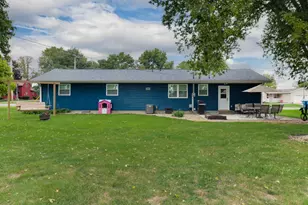 506 E Fifer St, Colfax, IL 61728 - Photo 33