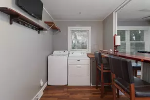 506 E Fifer St, Colfax, IL 61728 - Photo 9