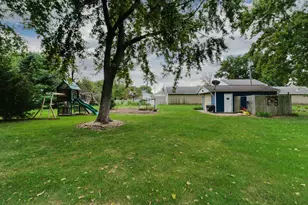 506 E Fifer St, Colfax, IL 61728 - Photo 29