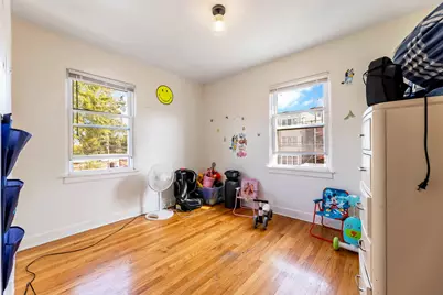 8939 S Blackstone Avenue, Chicago, IL 60619 - Photo 9