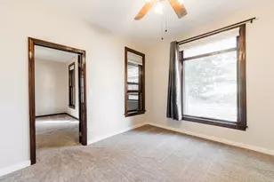 113 Elm St, Elgin, IL 60123 - Photo 17