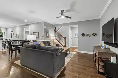 1009 N Auburn Ridge Drive, Palatine, IL 60067 - Photo 3