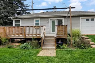 17 W Naperville Rd, Westmont, IL 60559 - Photo 9