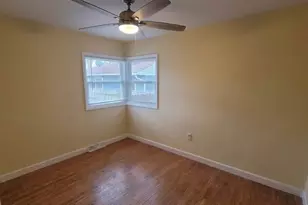 17 W Naperville Rd, Westmont, IL 60559 - Photo 5