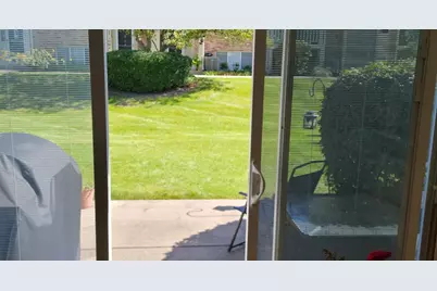 7975 Hedgewood Drive #7975, Darien, IL 60561 - Photo 15