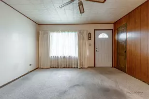2717 Sunset Ave, Waukegan, IL 60087 - Photo 3