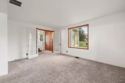 11806 Maple Avenue, Hebron, IL 60034 - Photo 13