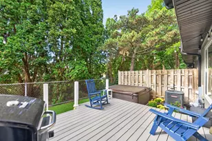 6 Cypress Square, Elgin, IL 60123 - Photo 33