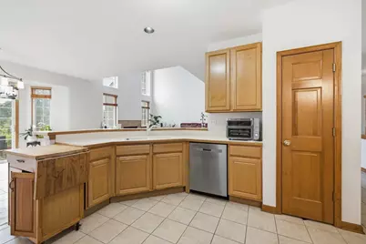 11610 Lake Shore Drive, Orland Park, IL 60467 - Photo 7
